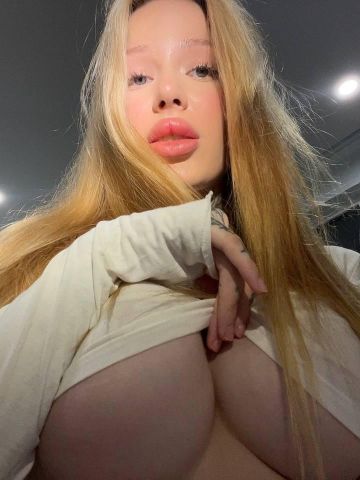 Полина